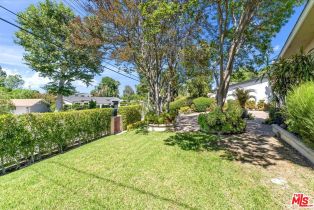 , 23264 Calvert st, Woodland Hills, CA 91367 - 6