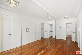 Condominium, 404 San Vicente blvd, Santa Monica, CA 90402 - 2