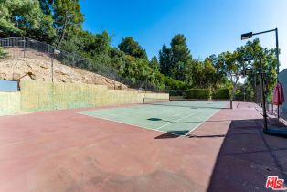 Single Family Residence, 16145 High Valley pl, Encino, CA 91436 - 40