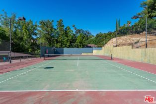 Single Family Residence, 16145 High Valley pl, Encino, CA 91436 - 39