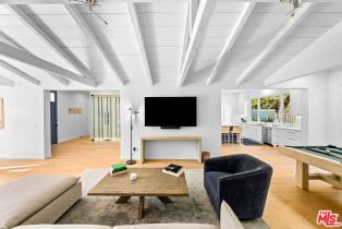 , 530 Bentley ave, Westwood, CA 90049 - 10