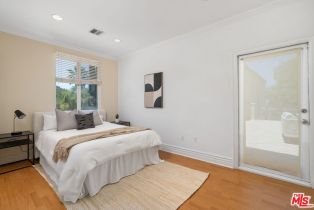 Single Family Residence, 16980 Escalon dr, Encino, CA 91436 - 52