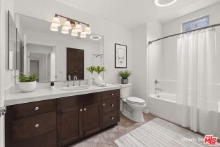 Condominium, 13044 Pacific promenade, Playa Vista, CA 90094 - 17