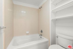 Condominium, 13044 Pacific promenade, Playa Vista, CA 90094 - 14