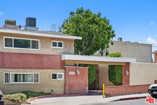 Condominium, 4610 Densmore ave, Encino, CA 91436 - 2
