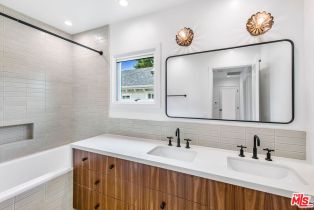 Single Family Residence, 1713 Pier ave, Santa Monica, CA 90405 - 46