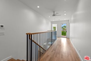 Single Family Residence, 1713 Pier ave, Santa Monica, CA 90405 - 32
