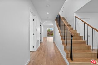 Single Family Residence, 1713 Pier ave, Santa Monica, CA 90405 - 13