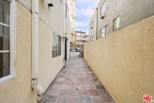 Condominium, 1861 Veteran ave, Westwood, CA 90025 - 36