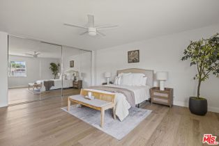 Single Family Residence, 24201 Friar st, Woodland Hills, CA 91367 - 13