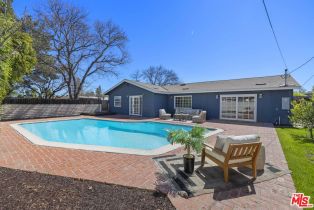 Single Family Residence, 24201 Friar st, Woodland Hills, CA 91367 - 2