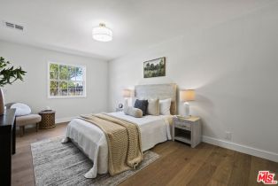 Single Family Residence, 24201 Friar st, Woodland Hills, CA 91367 - 16