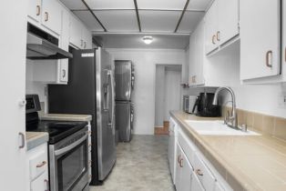 Condominium, 5950 Buckingham pkwy, Culver City, CA 90230 - 11