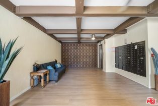 Condominium, 5950 Buckingham pkwy, Culver City, CA 90230 - 2