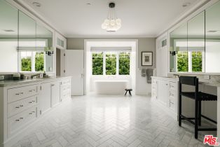 Single Family Residence, 800 GREENTREE rd, Pacific Palisades, CA 90272 - 25