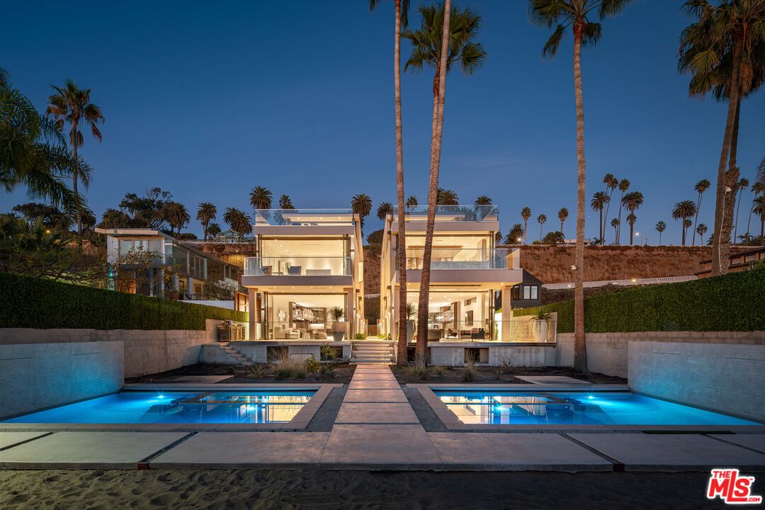 Single Family Residence, 940 Palisades Beach rd, Santa Monica, CA 90403 - 1