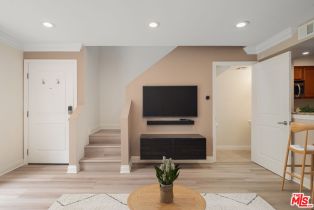 Condominium, 355 Maple st, Burbank, CA 91505 - 4