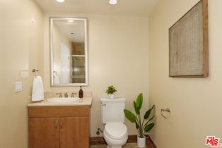 Condominium, 1862 Bentley ave, Westwood, CA 90025 - 23