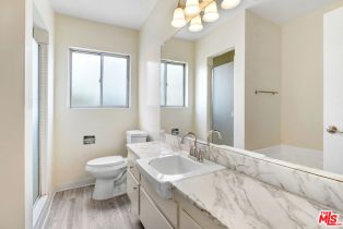 , 1134 Clark st, West Hollywood , CA 90069 - 9