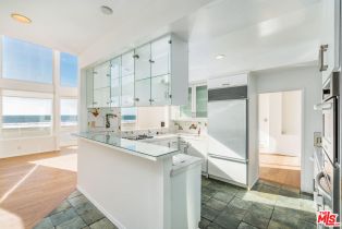 Condominium, 3711 Ocean Front, Marina Del Rey, CA 90292 - 5