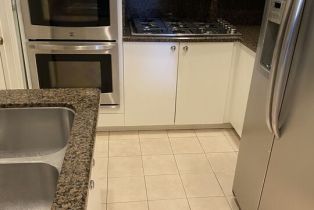 Condominium, 10432 Eastborne ave, Westwood, CA 90024 - 12