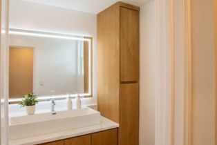 Single Family Residence, 5271 Woodlake ave, Woodland Hills, CA 91367 - 8