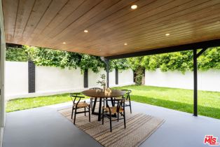 Single Family Residence, 5271 Woodlake ave, Woodland Hills, CA 91367 - 24