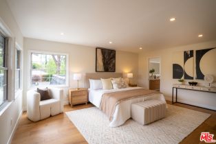 Single Family Residence, 5271 Woodlake ave, Woodland Hills, CA 91367 - 18