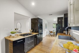 Single Family Residence, 14146 Hartsook st, Sherman Oaks, CA 91423 - 15