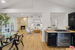 Single Family Residence, 14146 Hartsook st, Sherman Oaks, CA 91423 - 5