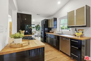 Single Family Residence, 14146 Hartsook st, Sherman Oaks, CA 91423 - 13