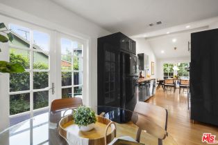 Single Family Residence, 14146 Hartsook st, Sherman Oaks, CA 91423 - 16