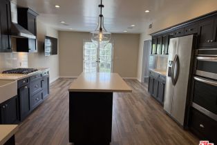 , 7722 81st st, Playa Del Rey , CA 90293 - 4