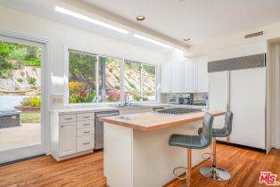 Single Family Residence, 1408 Calle Del Jonella, Pacific Palisades, CA 90272 - 9