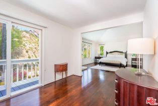 Single Family Residence, 1408 Calle Del Jonella, Pacific Palisades, CA 90272 - 15