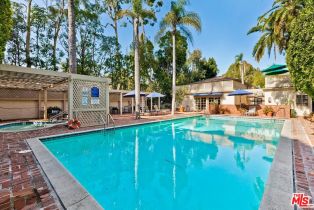 Condominium, 11901 Sunset Blvd blvd, Brentwood, CA 90049 - 15