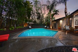Single Family Residence, 16439 Kingsbury st, Granada Hills, CA 91344 - 55