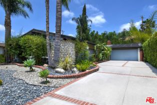 Single Family Residence, 16439 Kingsbury st, Granada Hills, CA 91344 - 6