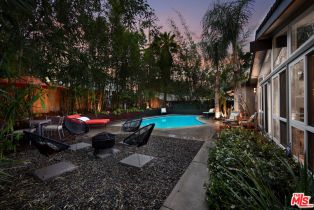 Single Family Residence, 16439 Kingsbury st, Granada Hills, CA 91344 - 50