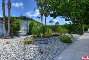 Single Family Residence, 16439 Kingsbury st, Granada Hills, CA 91344 - 5