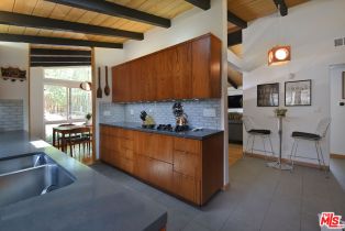 Single Family Residence, 16439 Kingsbury st, Granada Hills, CA 91344 - 22