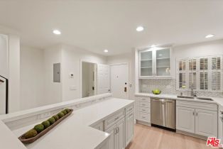 , 853 Larrabee st, West Hollywood , CA 90069 - 5