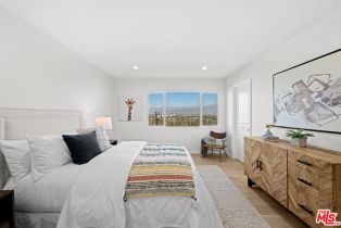 Single Family Residence, 11725 Laurelwood dr, Studio City, CA 91604 - 14