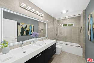 Single Family Residence, 11725 Laurelwood dr, Studio City, CA 91604 - 15