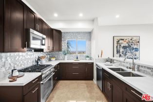 Single Family Residence, 11725 Laurelwood dr, Studio City, CA 91604 - 6