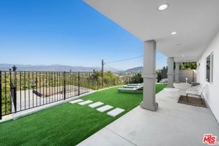 Single Family Residence, 11725 Laurelwood dr, Studio City, CA 91604 - 18