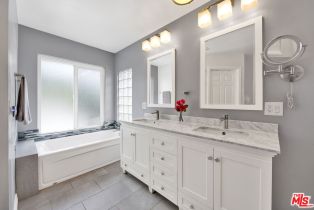 Single Family Residence, 28461 Driver ave, Agoura Hills, CA 91301 - 20