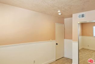 , 18130 Oxnard st, Tarzana, CA 91356 - 27