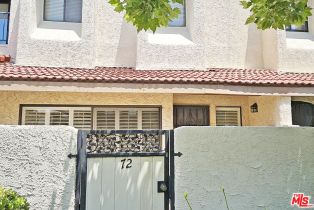 , 18130 Oxnard st, Tarzana, CA 91356 - 3