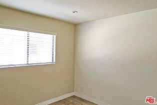 , 18130 Oxnard st, Tarzana, CA 91356 - 25